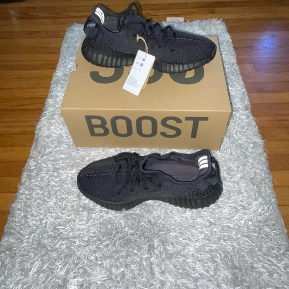 adidas gazelle silver green womens Adidas X Yeezy Boost 350 V2 sneakers TRFRM w/ Tags